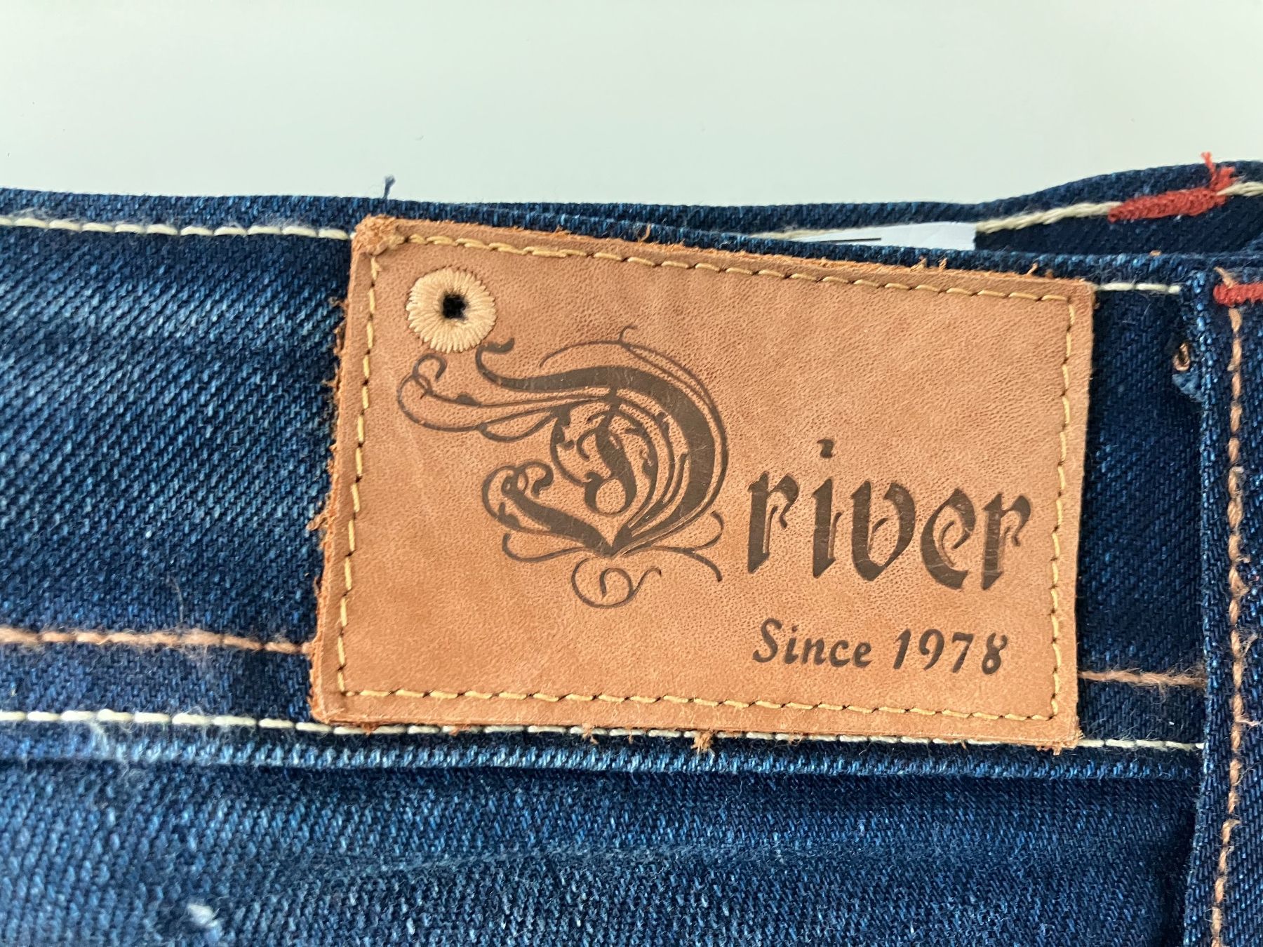 Jeans: Driver Jeans Gr. 28 Top Zustand – Usato da Wettingen venduto da Chnoelleli 1
