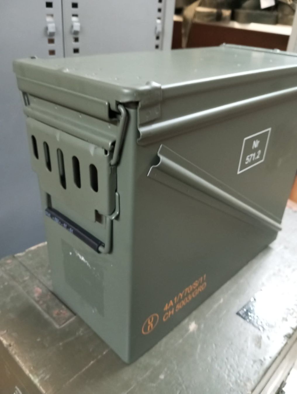 Attrezzatura & Pezzi di ricambio: caisse munition – Usato da Vugelles-La Mothe venduto da koz_q5v9 3