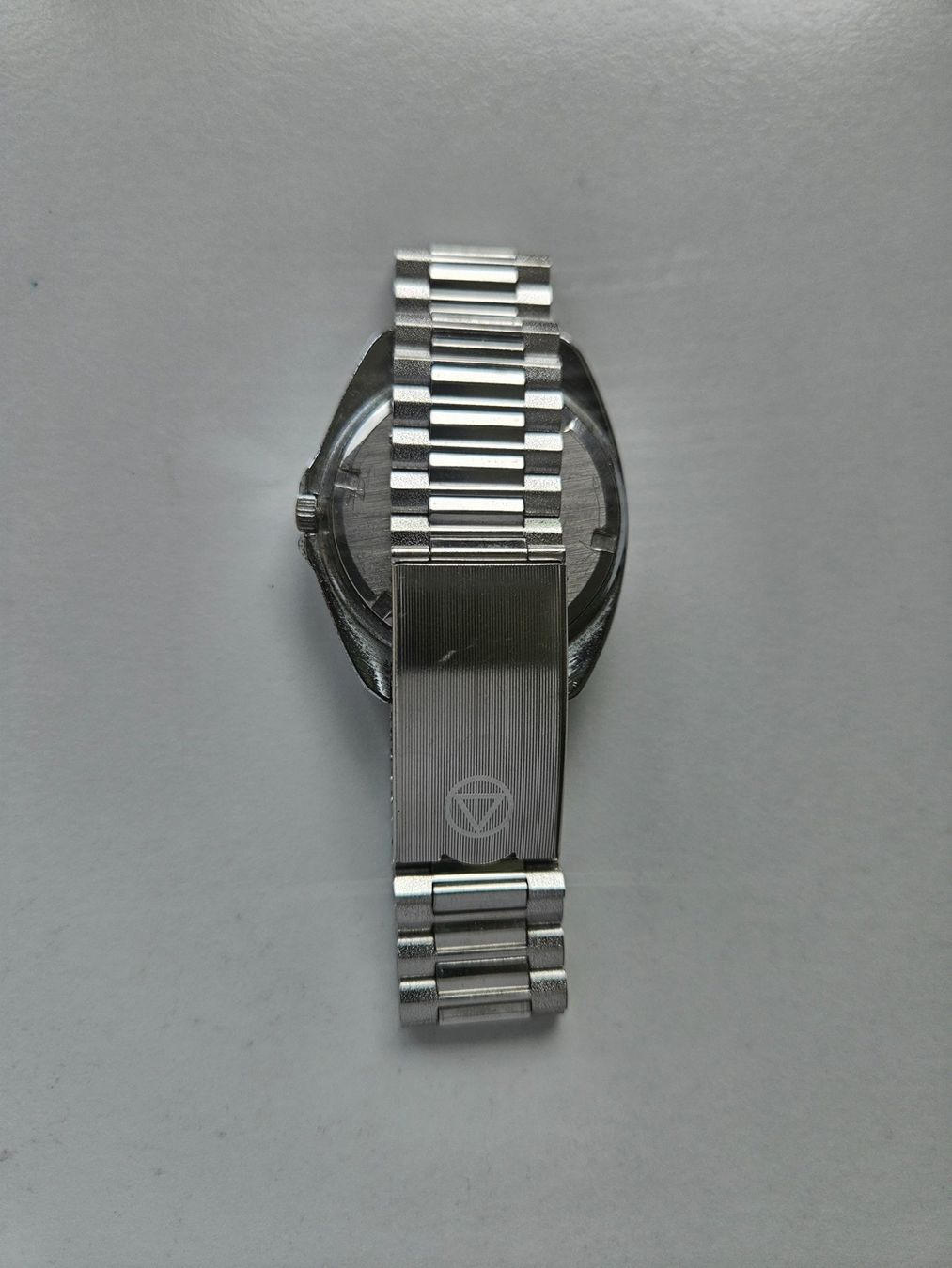 Orologi: 705 Helfa Swiss Quartz Date – Usato da Berikon venduto da mmm21 3