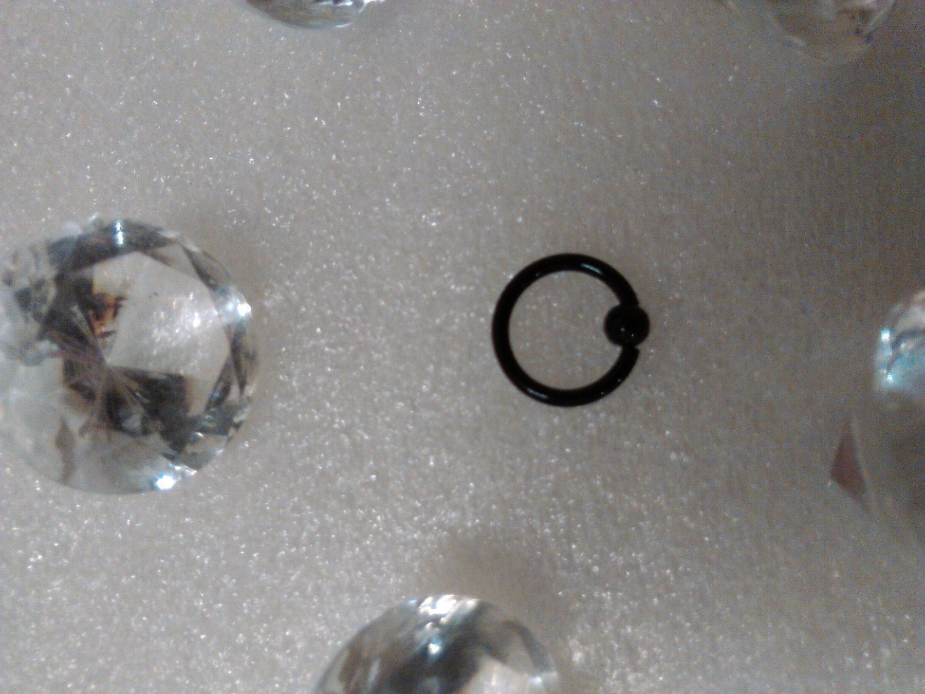 Bijoux piercing: edelsthal lippenpiercing,schwarz – Neuf (Voir description) à Basel par bijoutrie_4 3