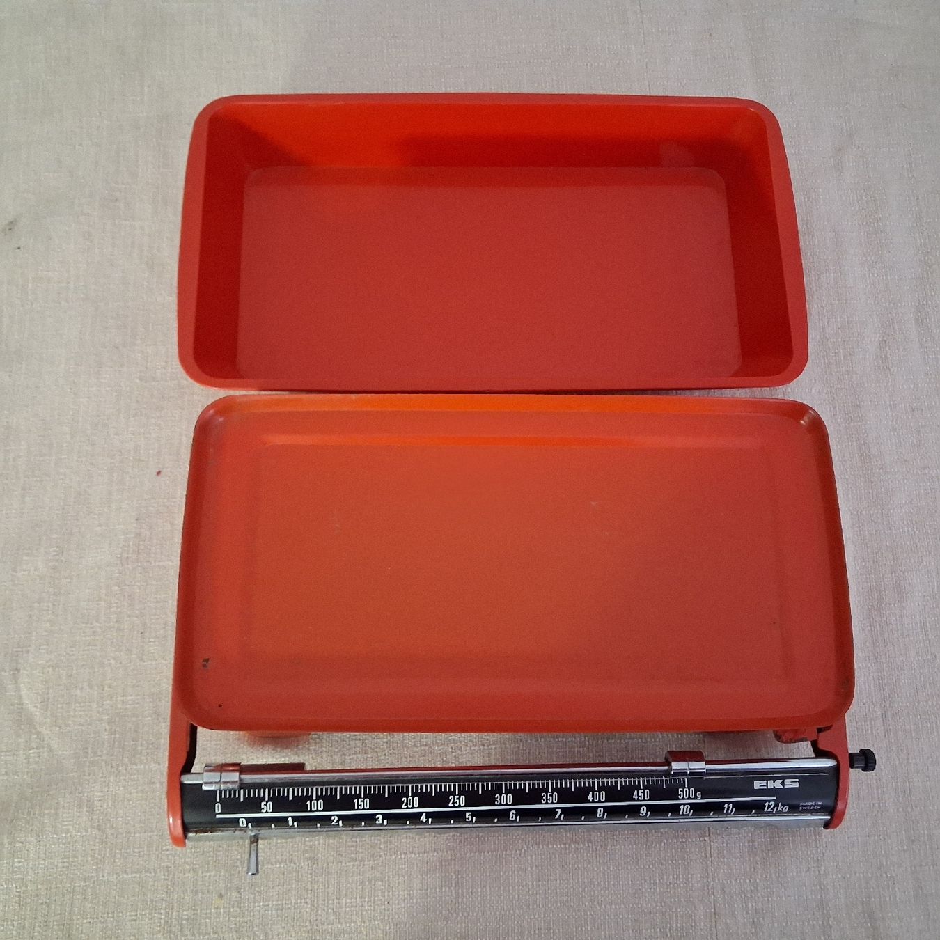 Elettrodomestici da cucina: Vintage kitchen scale EKS Swedish Red – Difettoso da Wil SG venduto da tre_g2l7 4