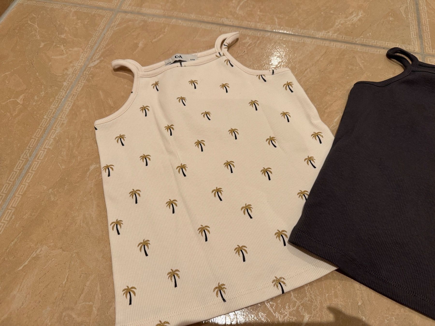 Lotti & Set di vestiti: C&A 2 neue Palmen Shirts, 5J 110 – Nuovo (secondo la descrizione) da Klingnau venduto da Markus14 2