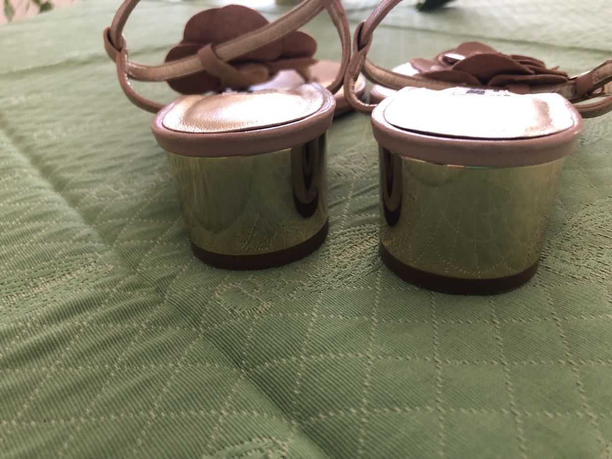 Jimmy Choo Scarpe da donna: Elegante Sandalen Jimmy Choo – Nuovo (secondo la descrizione) da Solothurn venduto da Congela 3