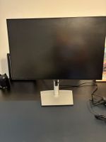 Dell Monitor U2421E gebraucht in gutem Zustand