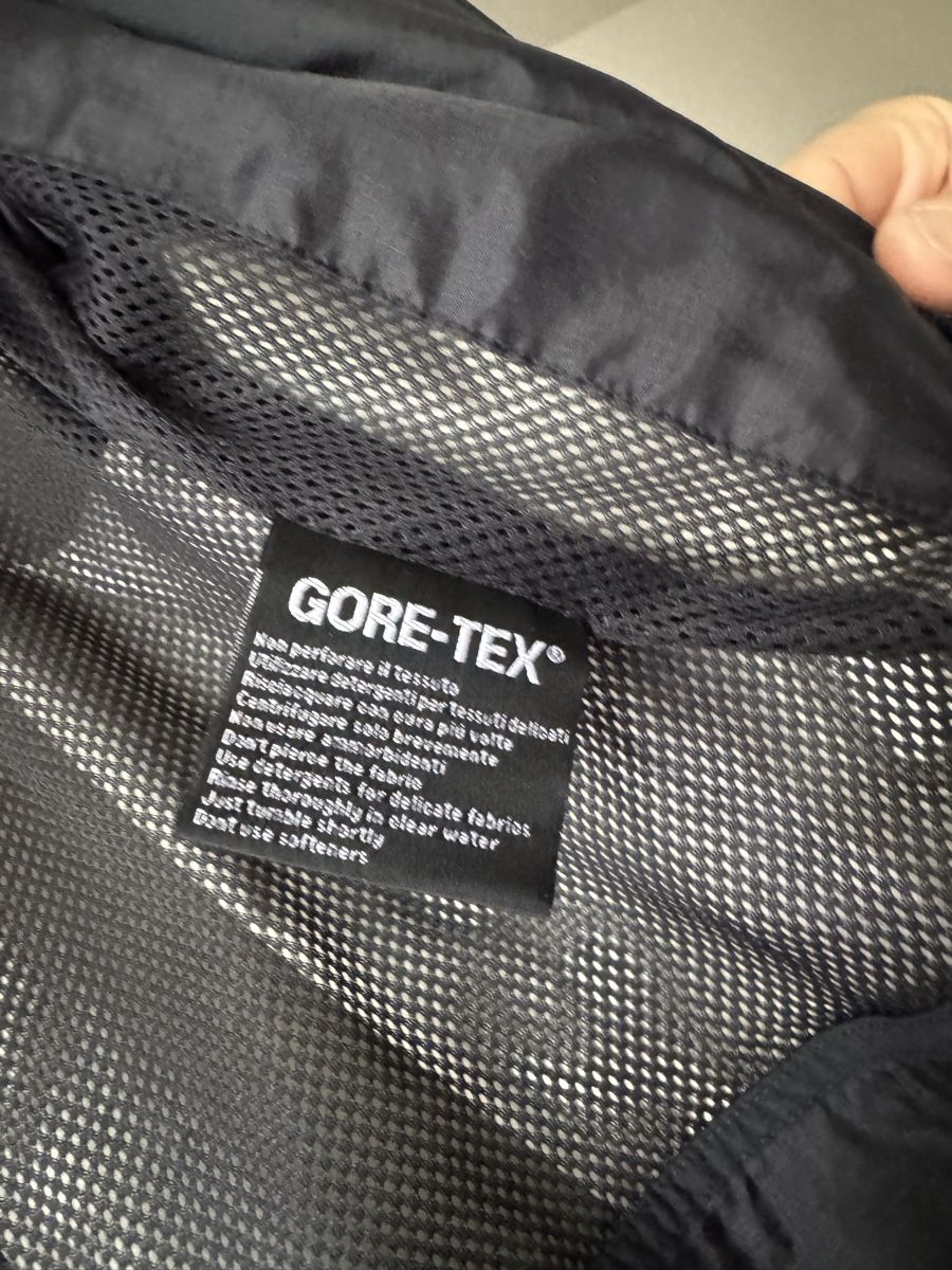 Salewa Giacche: Salewa Gore Tex Jacke – Usato da Winterthur venduto da nmo_sd8z 1
