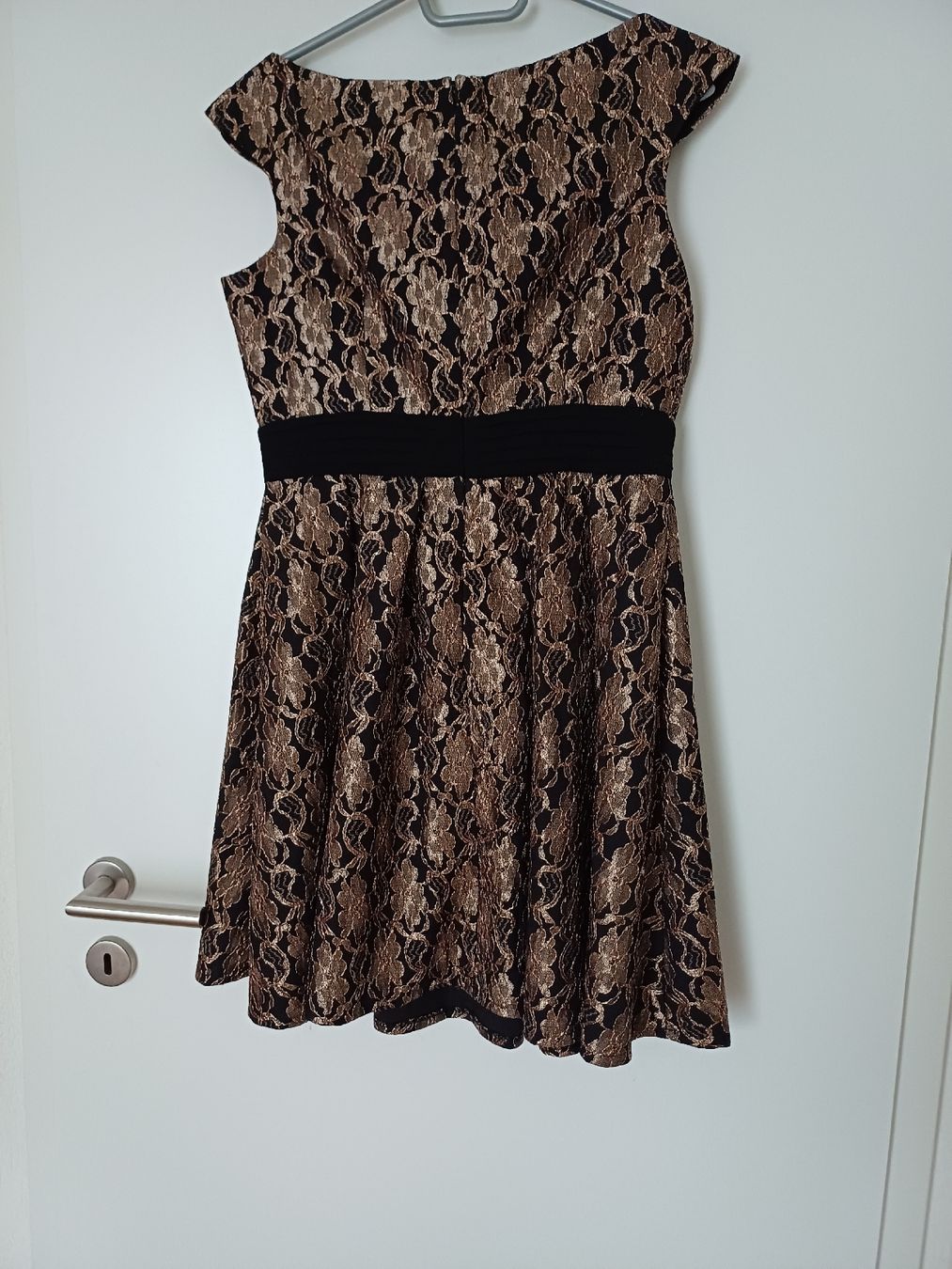 Kleider: Robe, Little Mistress, 40 – Gebraucht aus Boudry von JulieG13 2
