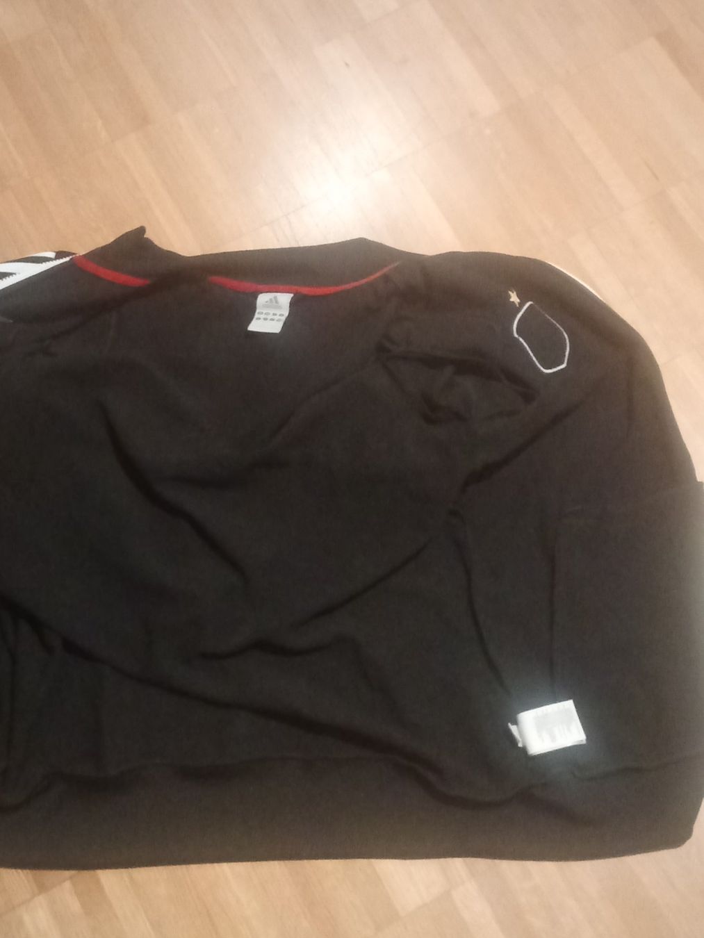 Adidas Giacche: ORLANDO PIRATES JACKE M – Usato da Bretzwil venduto da Ulas5757 6