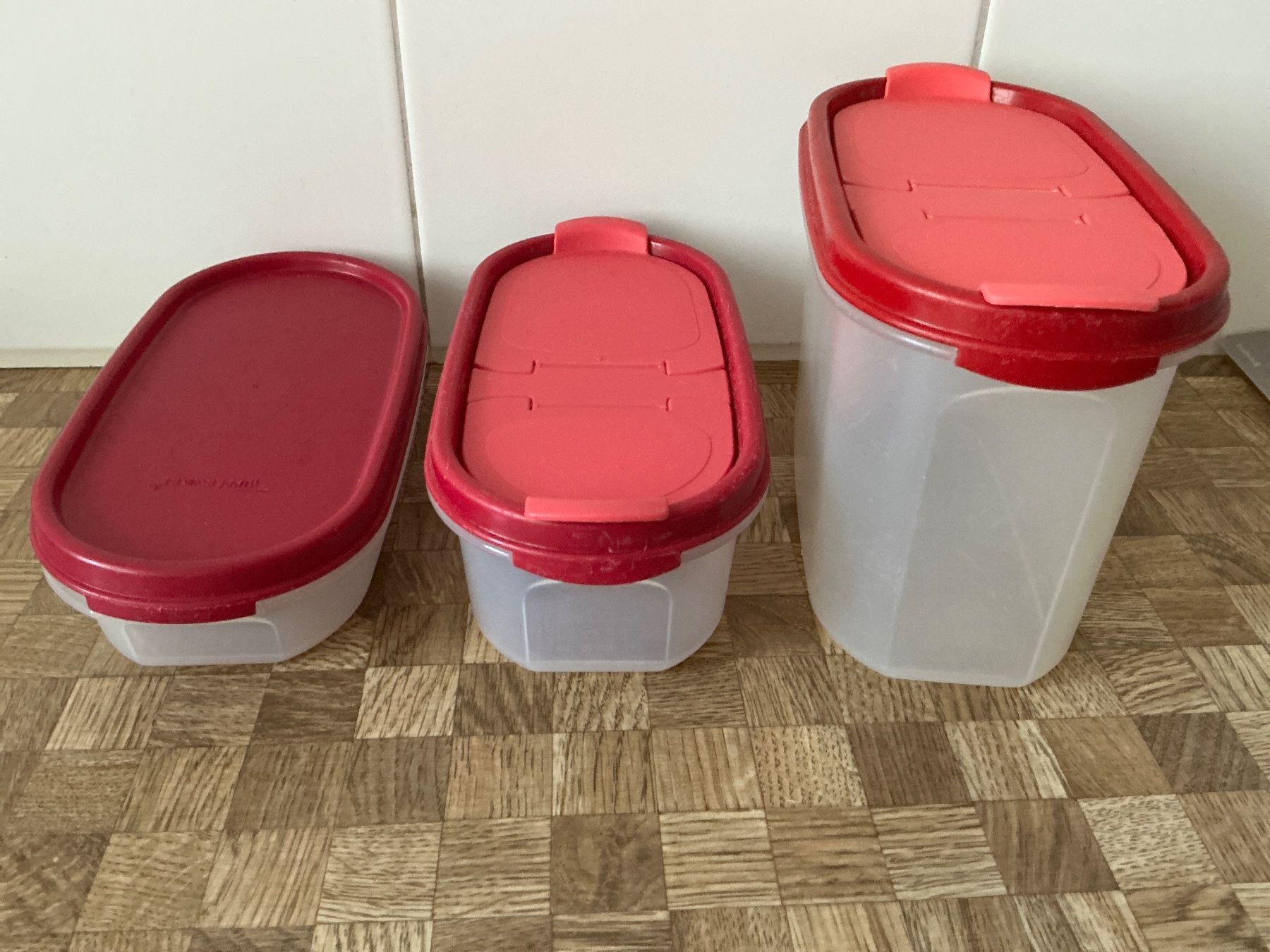 Tupperware Behälter & Ähnliches: Tupperware.    3 Vorratbehälter – Gebraucht aus Birmensdorf ZH von Hilhan