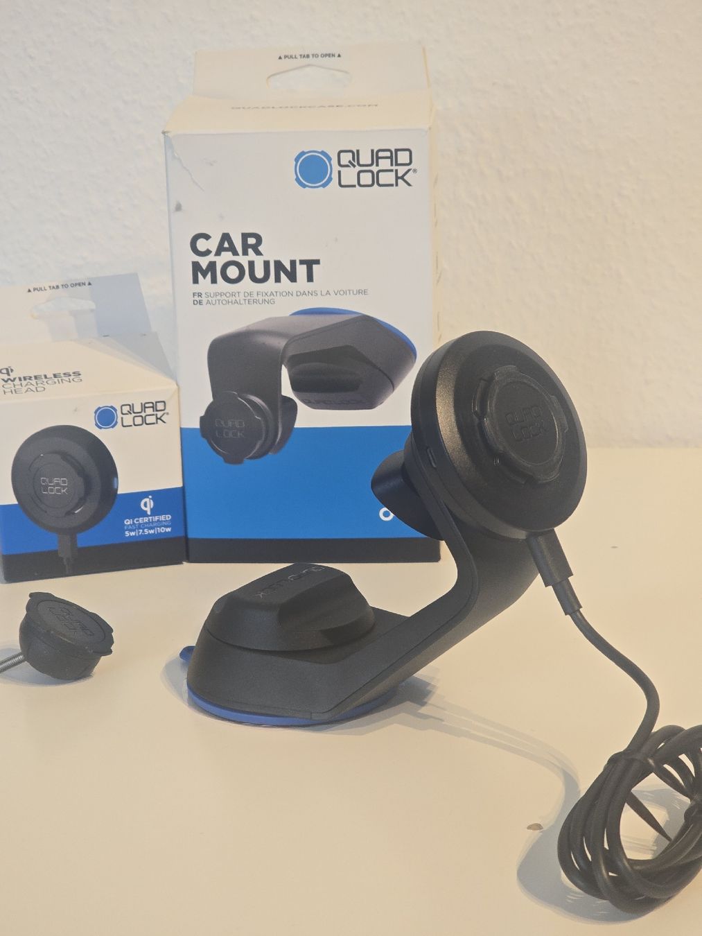 Quad Lock Staffe: Quad Lock Auto-Halterung & Wireless Charging Head – Usato da Hitzkirch venduto da nagyandras 3
