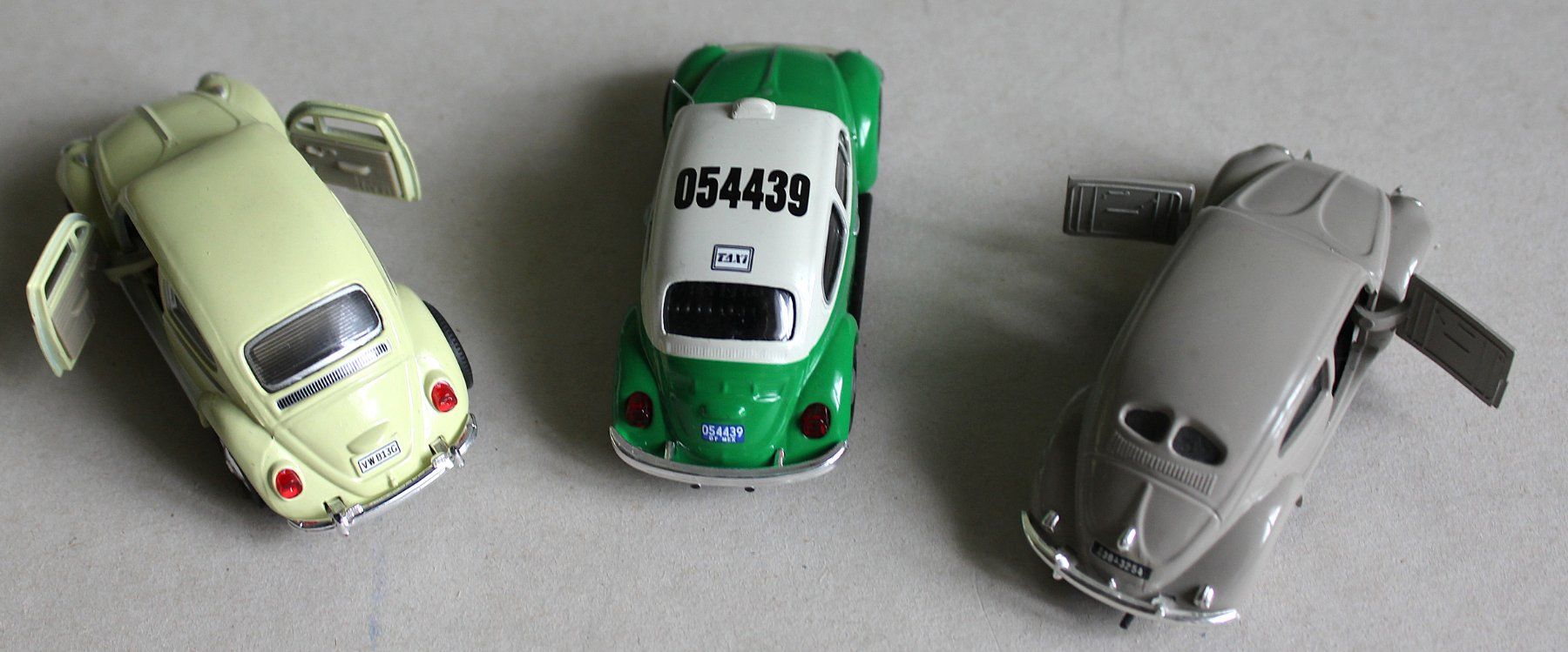 Volkswagen Modellini d'auto: 3 VW Käfer Modellautos 1:43 – Nuovo (secondo la descrizione) da Worblaufen venduto da Cookie23 1