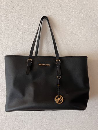 Michael Kors Handtasche schwarz