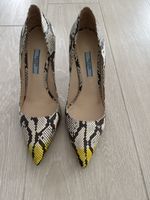 Prada Pumps Wasserschlangenleder gelb schwarz Grösse 38 neu