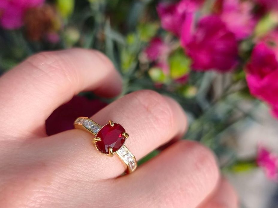 Anelli: Roter Saphir Ring 925 Silber Grösse verstellbar – Nuovo (secondo la descrizione) da St. Gallen venduto da GIULESGG 1