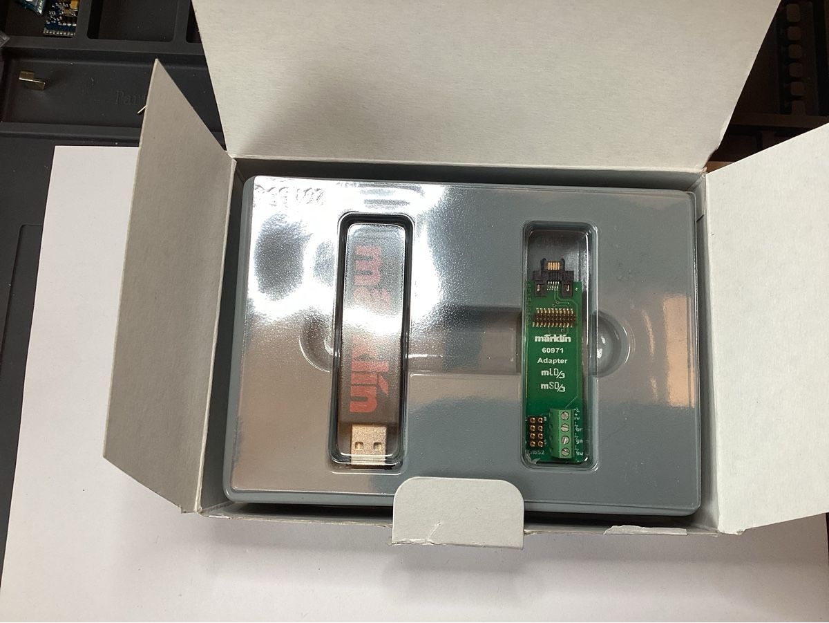 Märklin Modelleisenbahnen: Märklin Decoder-Programmer  (21 Pin Schnittstelle Defekt) – Defekt aus Hochfelden von Danizh0