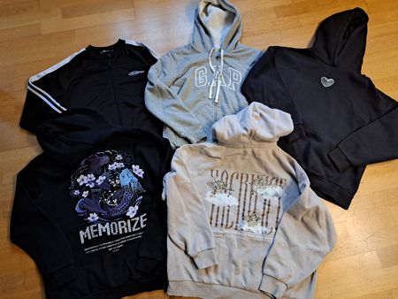 Hoodies und Sweatjacken, Gr. XS/S