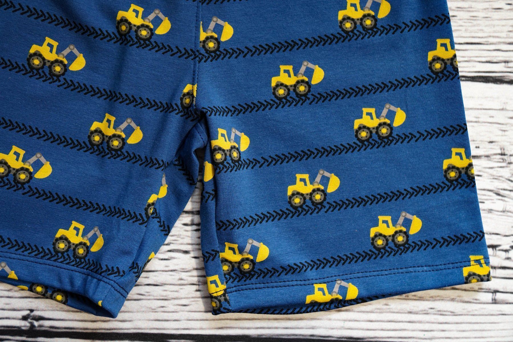 Pantaloni: Kurze Hose/Shorts mit Bagger Gr.92/98 NEU – Nuovo e nell'imballaggio originale da Zürich venduto da sambaum 3