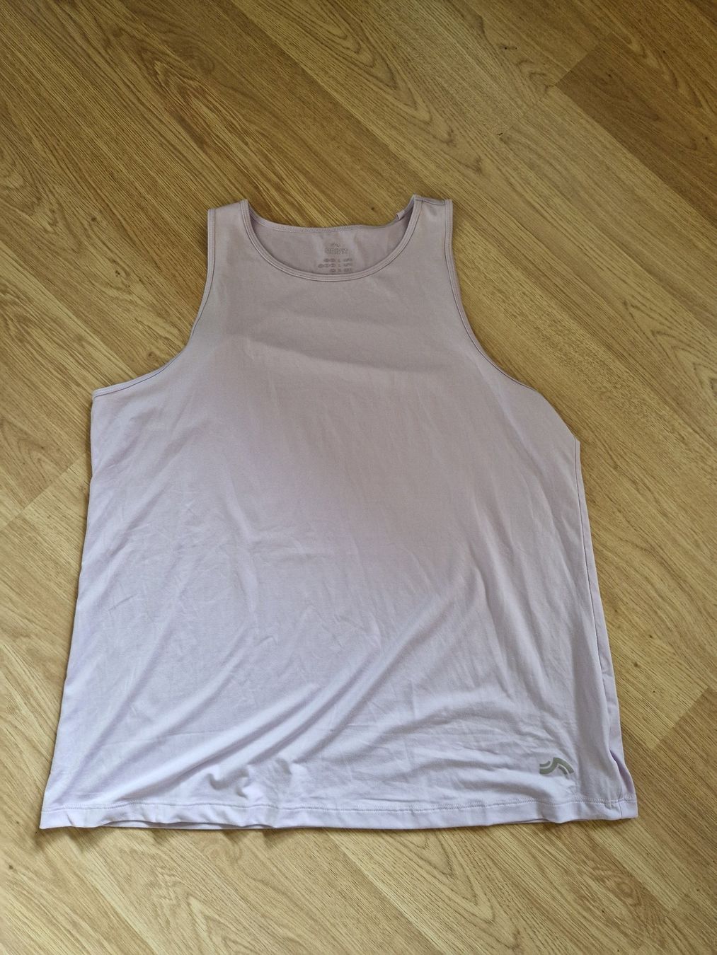 Leibchen & Hosen: Sporttrikot lila L crivit – Gebraucht aus Giswil von monimaus08