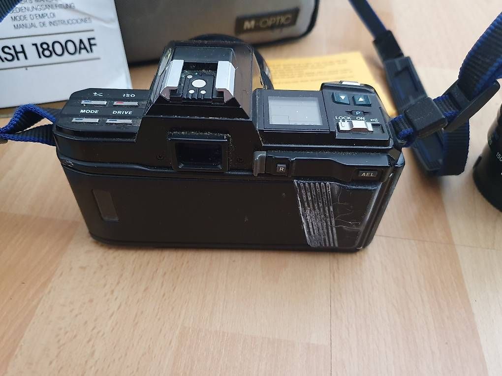 Kamera: Minolta 7000 AF set mit Objektive Blitz Tasche  – Gebraucht aus Nidau von jul_6tpv 2