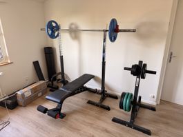 Homegym ( langhantel / Gewichte / Hantelbank / Ständer )