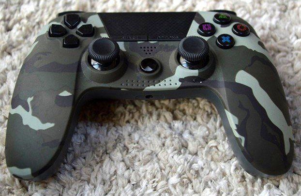 Controller PS4 contrôleur (Gebraucht) in Collonges für CHF 20 – mit ...