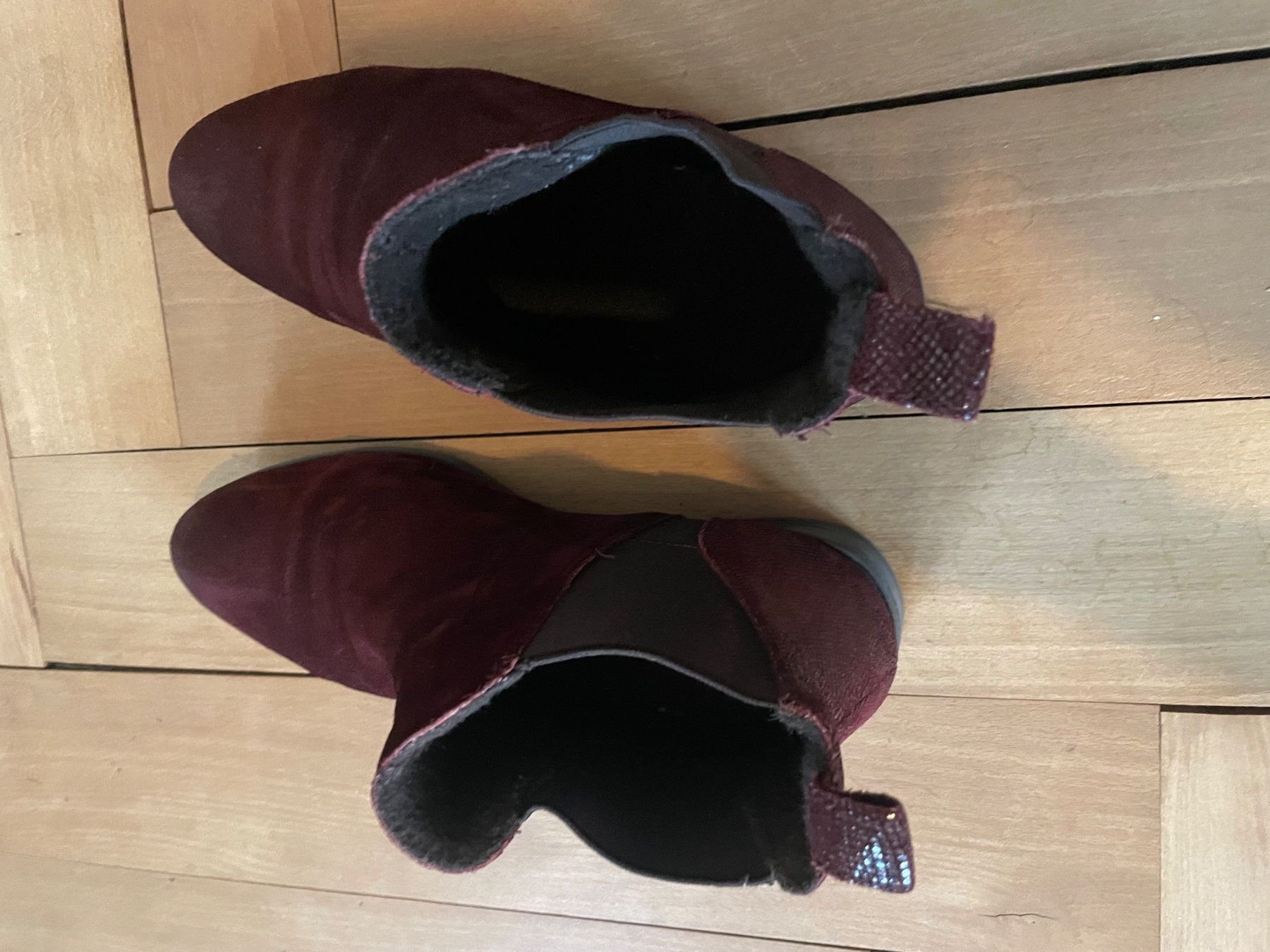 Scarpe da donna: Bordeauxrote Damen Stiefeletten – Usato da Münchwilen TG venduto da BBJO 3