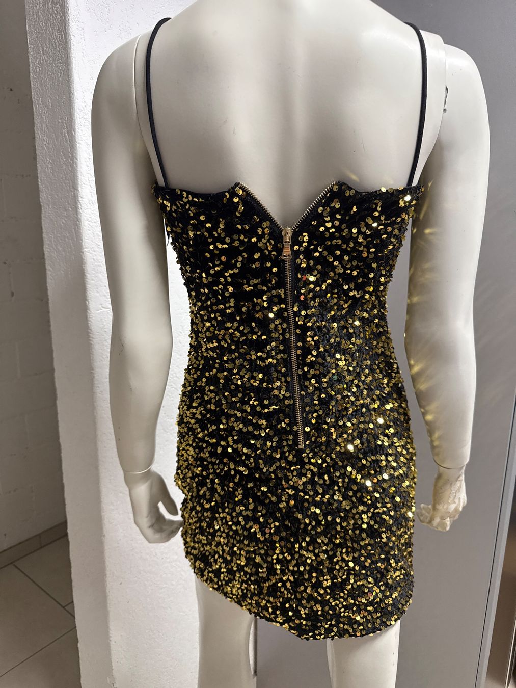 Vestiti & Gonne: KLEID gr S – Usato da Birr venduto da WalkyriaM 3