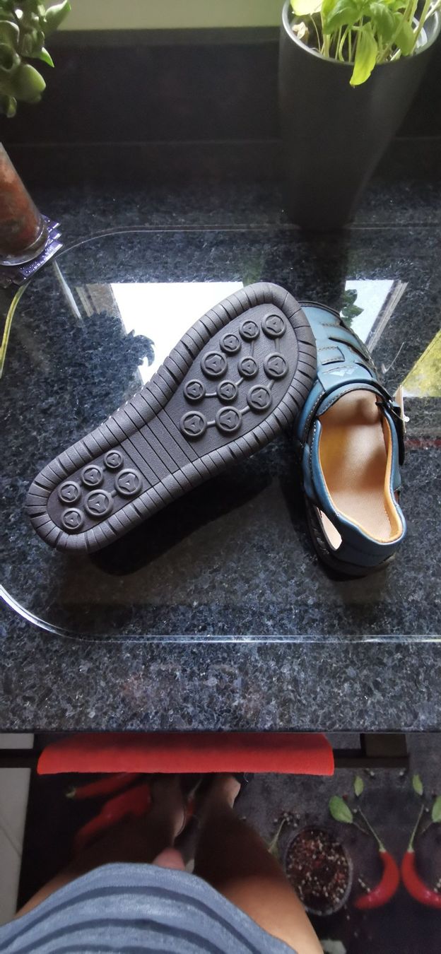 Scarpe da uomo: Sandalen blau GR. 40 – Nuovo e nell'imballaggio originale da Aadorf venduto da Chnorli-Furz 2