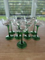 8 Set Sherry-Gläser mit grünem Fuss, vintage