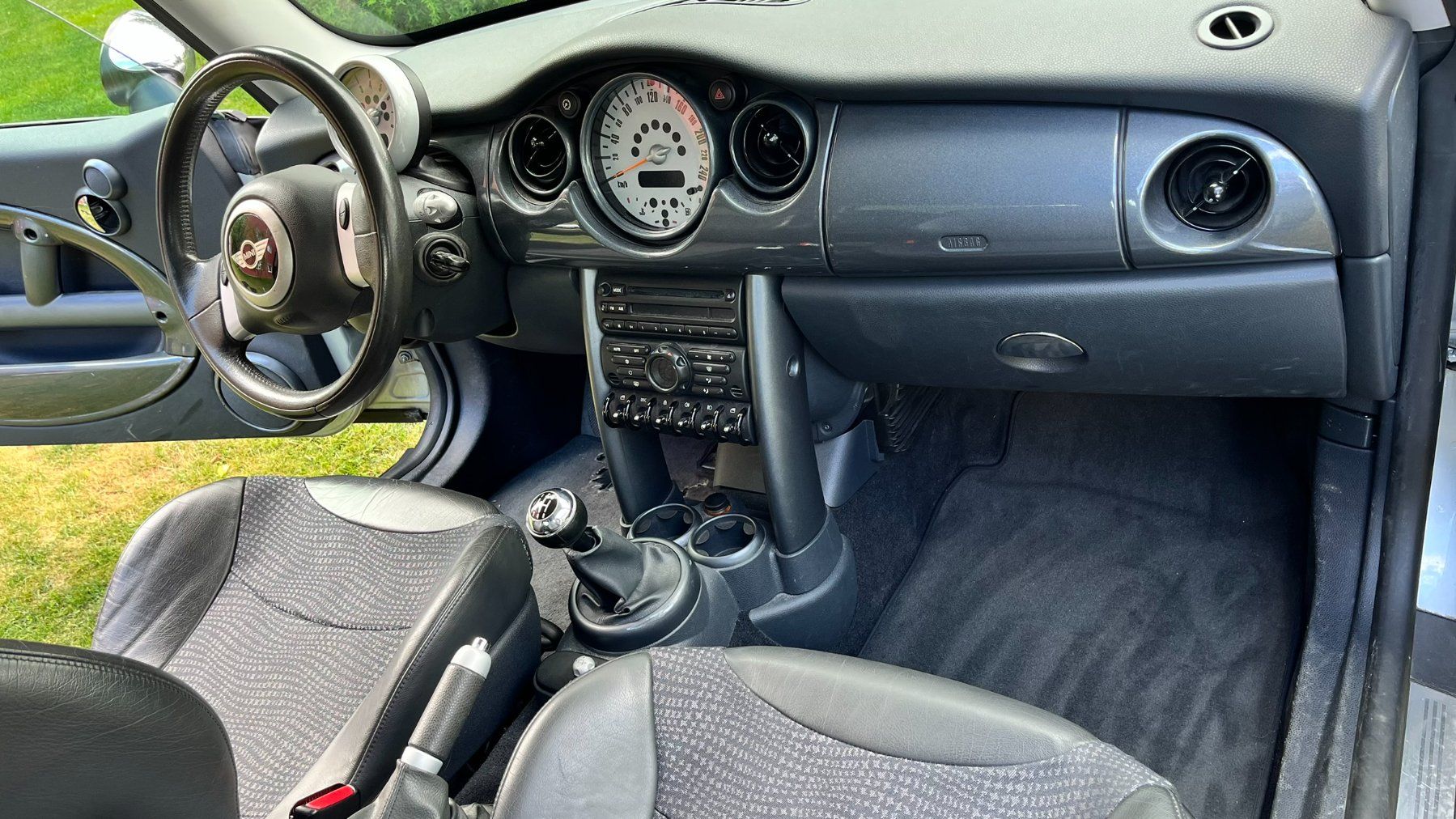 Mini Autos: MINI Cooper – Gebraucht aus Schönenberg TG von din_ptg9 6