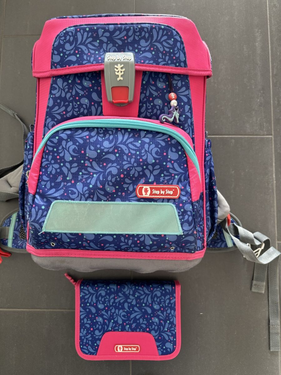 Step by Step Kindertaschen: Schulthek/ Schulsack und Etui Step by Step – Gebraucht aus Niederwangen b. Bern von muidop