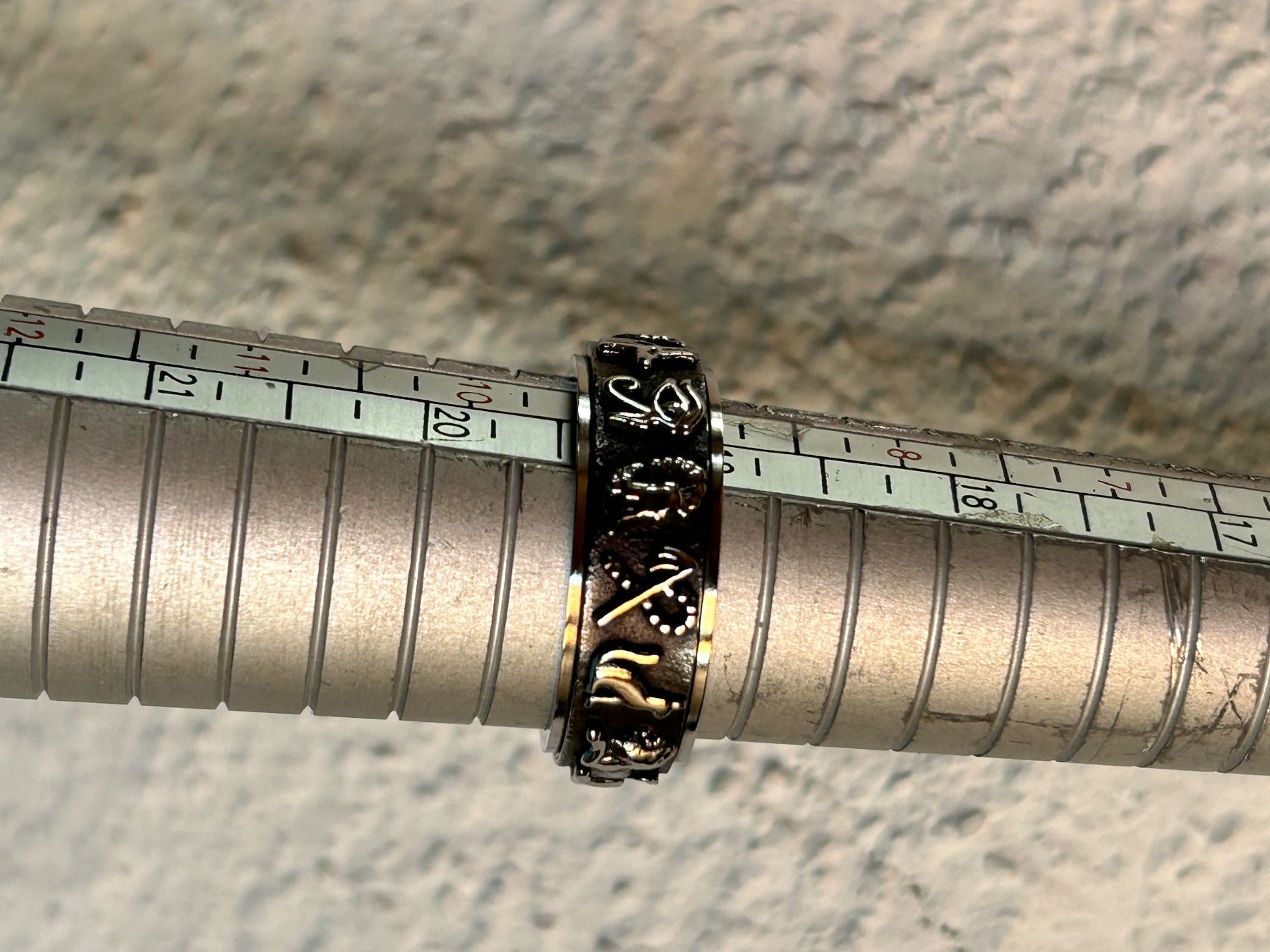 Anelli: Fingerring Edelstahl Glyphen (61) – Nuovo e nell'imballaggio originale da Laufen venduto da Bellavitaboom 7