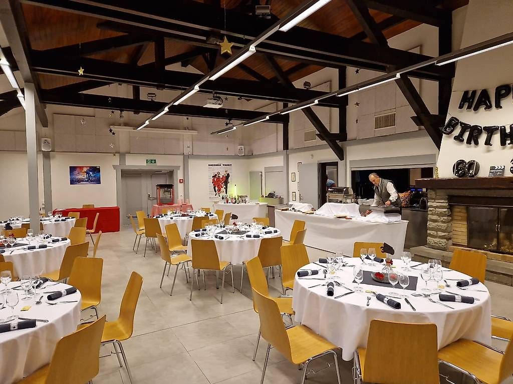 Altra biancheria da tavola: Nappes blanche table ronde – Usato da Lausanne 26 venduto da mia_262l
