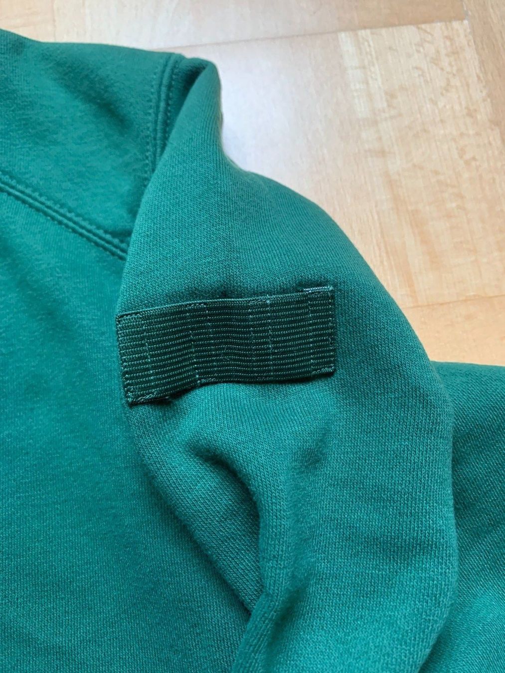 Maglioni & Felpe: russell athletics size S – Usato da Neuchâtel venduto da _Easy_to_Find_ 2
