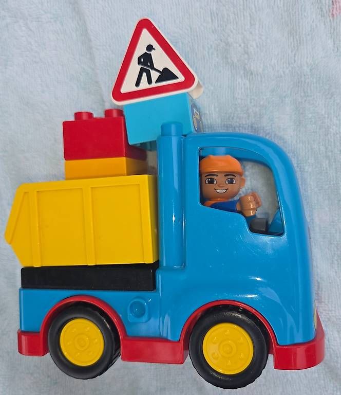 Giocattoli: Camion Duplo – Usato da Chemin venduto da Sophiepittier