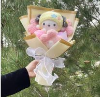 Bouquet Romantique Pochacco avec Ruban Blanc