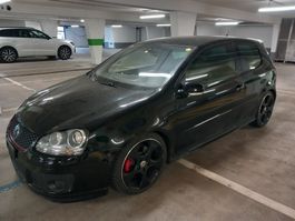 VW Golf GTI 2.0 Edition 30