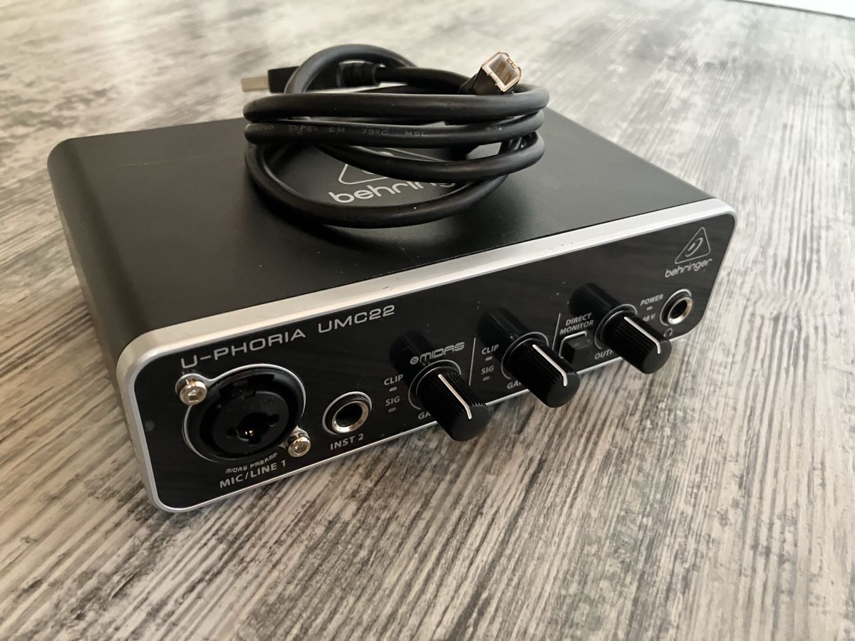 Behringer Studioequipment: Audio Interface - Behringer U-PHORIA UMC22 – Defekt aus Andwil SG von Kaltbrunner