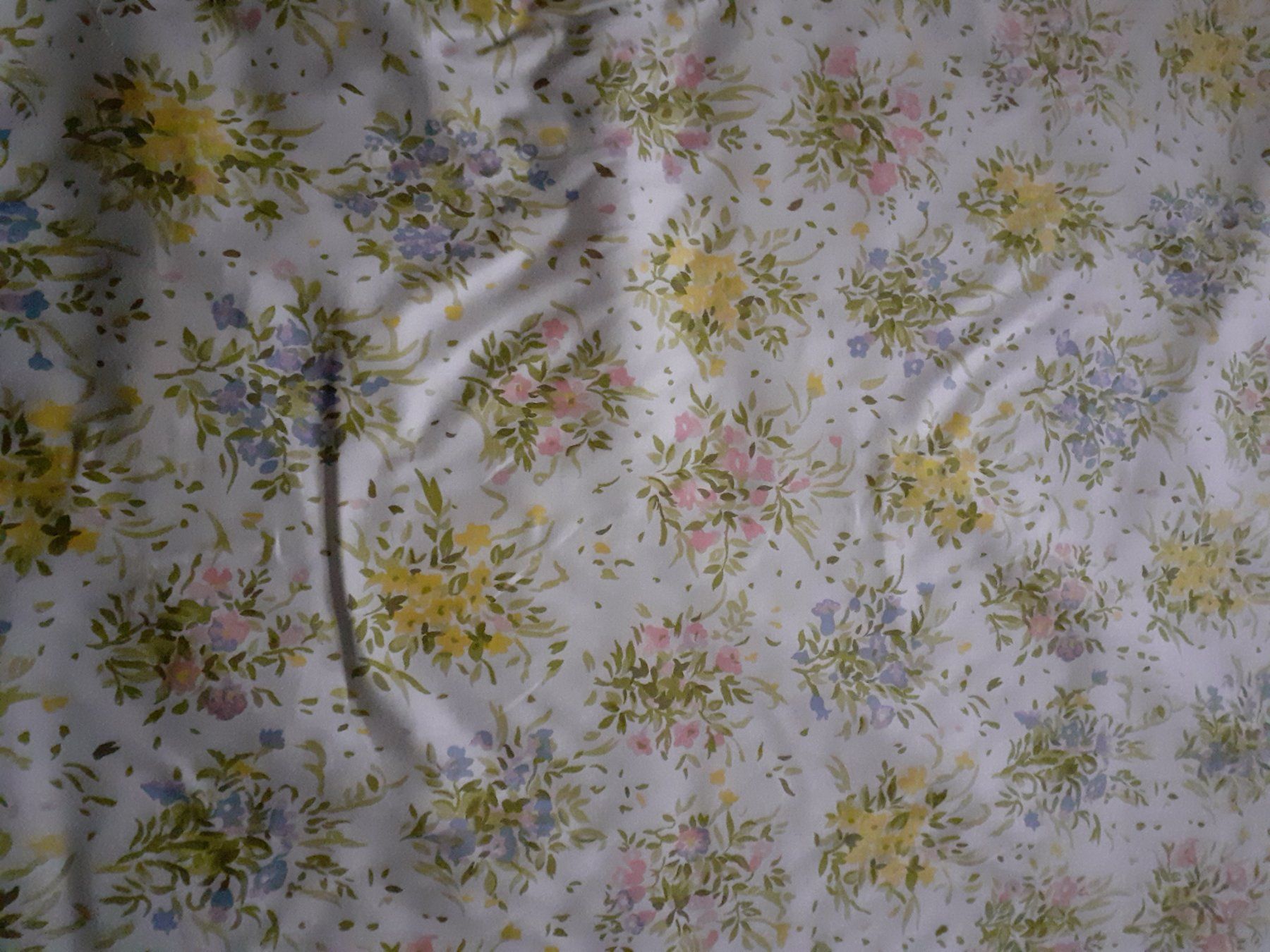 Stoffe: Bunter Blumen-Stoff "Lili" - 4m × 1.3m – Neu (gemäss Beschreibung) aus Zuerich von lichti