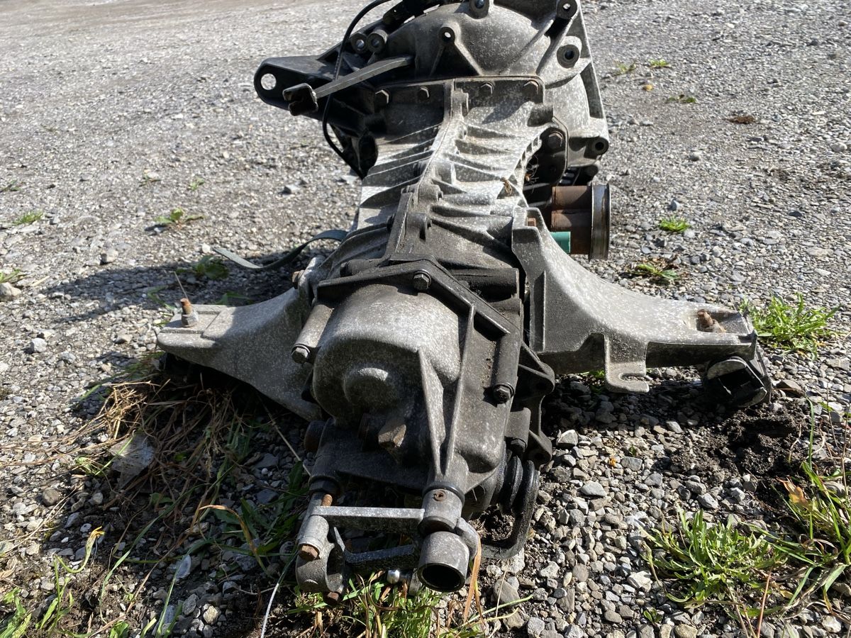 Renault Tutti pezzi di ricambio auto: Renault 21 Getriebe NG9 000 – Difettoso da Unteriberg venduto da gia_fbf9 3