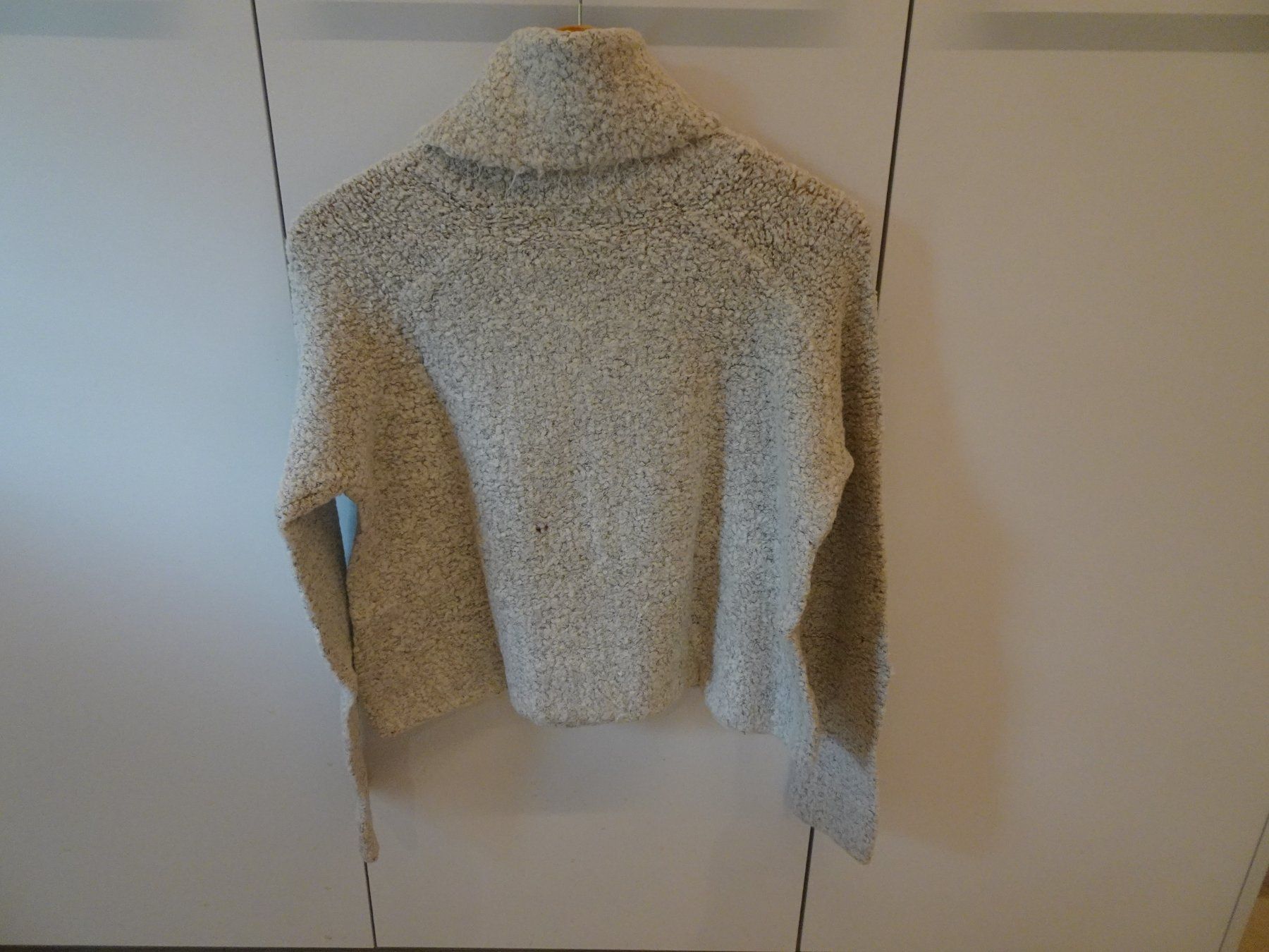 Maglioni & Felpe: Rollkragen Strickpulli hellgrau von Takko Gr. XS - 260219 – Usato da Küssnacht am Rigi venduto da Good4Deckeli 2