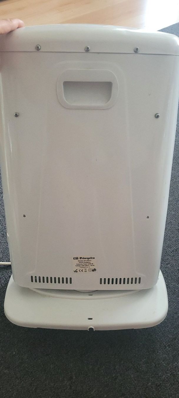 Radiatori: 1200W elektrischer Heizkörper – Usato da Schöfflisdorf venduto da CrRG21 2