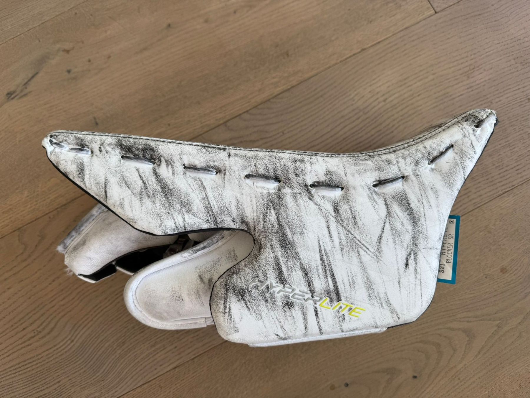 Bauer Guanti & manicotti: Bauer Hyperlite Goalie Stockhand SR S21 – Usato da Oberrüti venduto da Rubt 1