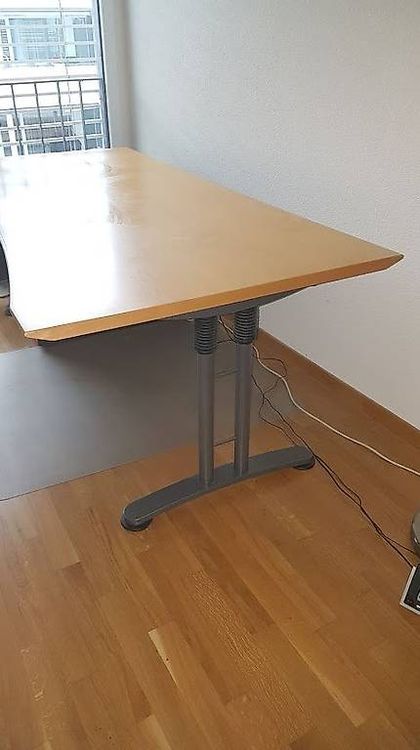 Scrivanie: Büro- Arbeitstisch – Usato da Cham venduto da zugersee18