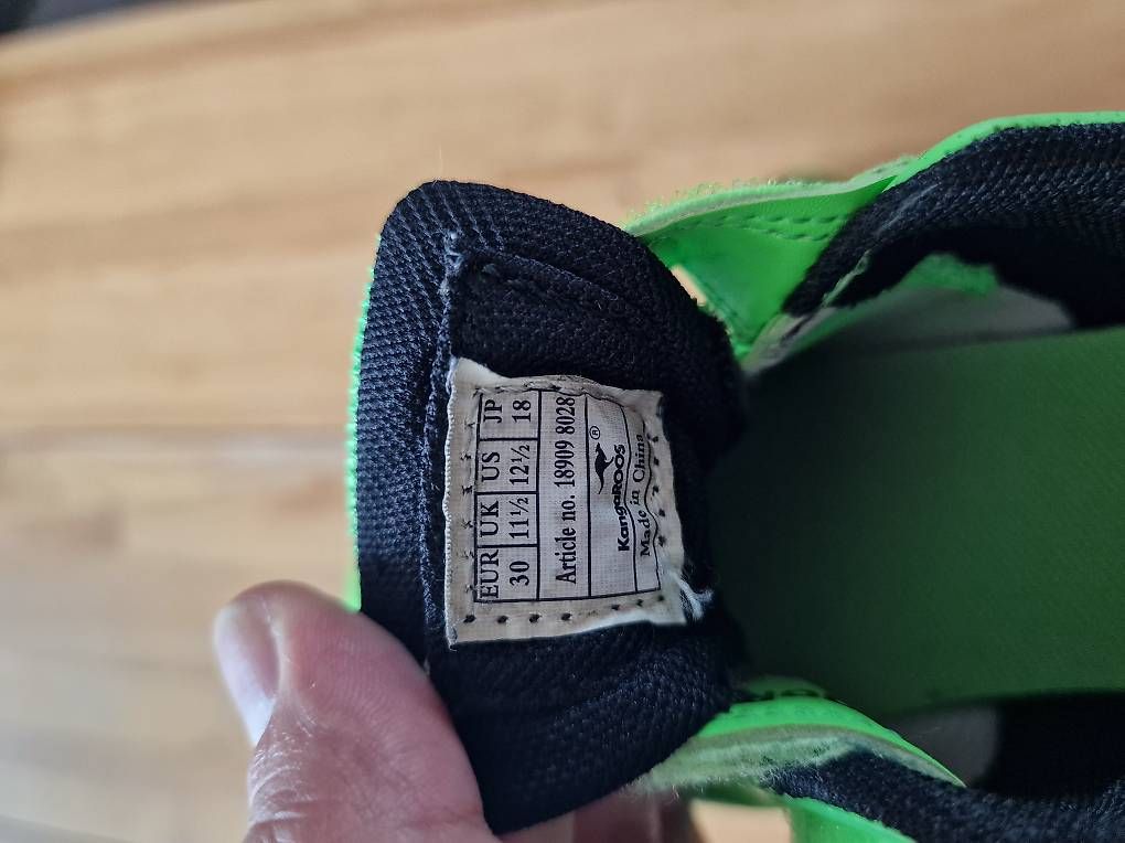 Scarpe per ragazzi: Kinderfussballschuhe KangaROOS – Usato da Zürich venduto da Rip2 3