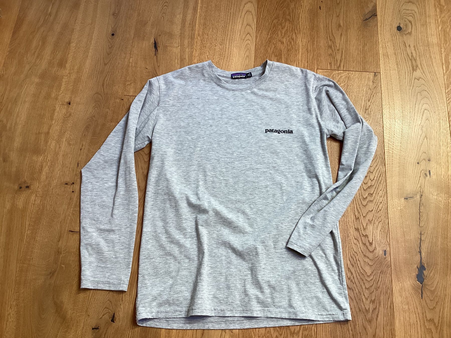 Patagonia T-shirt: Patagonia Langarmshirt – Usato da Domat Ems venduto da parnifel