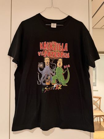 Kalkzilla Vs. Päterpus Herren T-Shirt Grösse L Neu (2025)