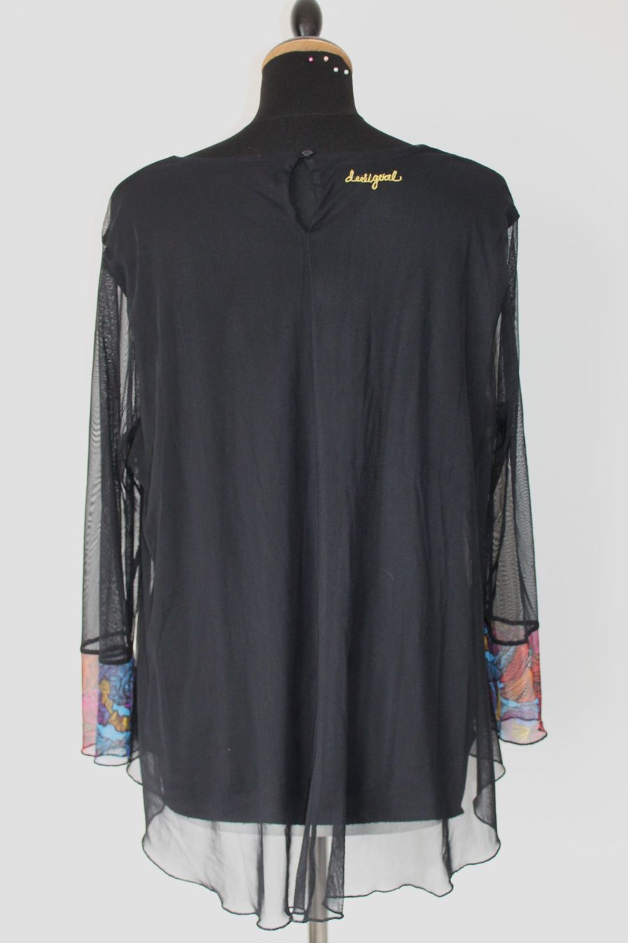Desigual Pulls & Sweat-shirts: Pullover DESIGUAL taille XL – D'occasion à Chez-le-Bart par jasse 1