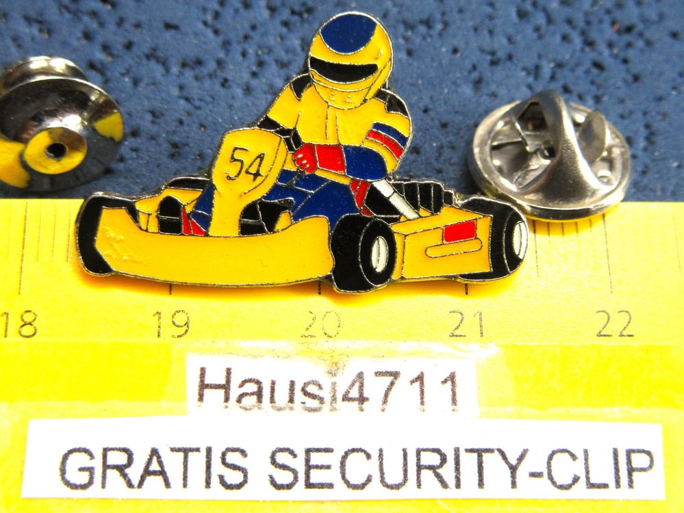 GO-KART RACING PIN GLASIERT 30mm (Gebraucht) in Ettingen für CHF 4.95 ...