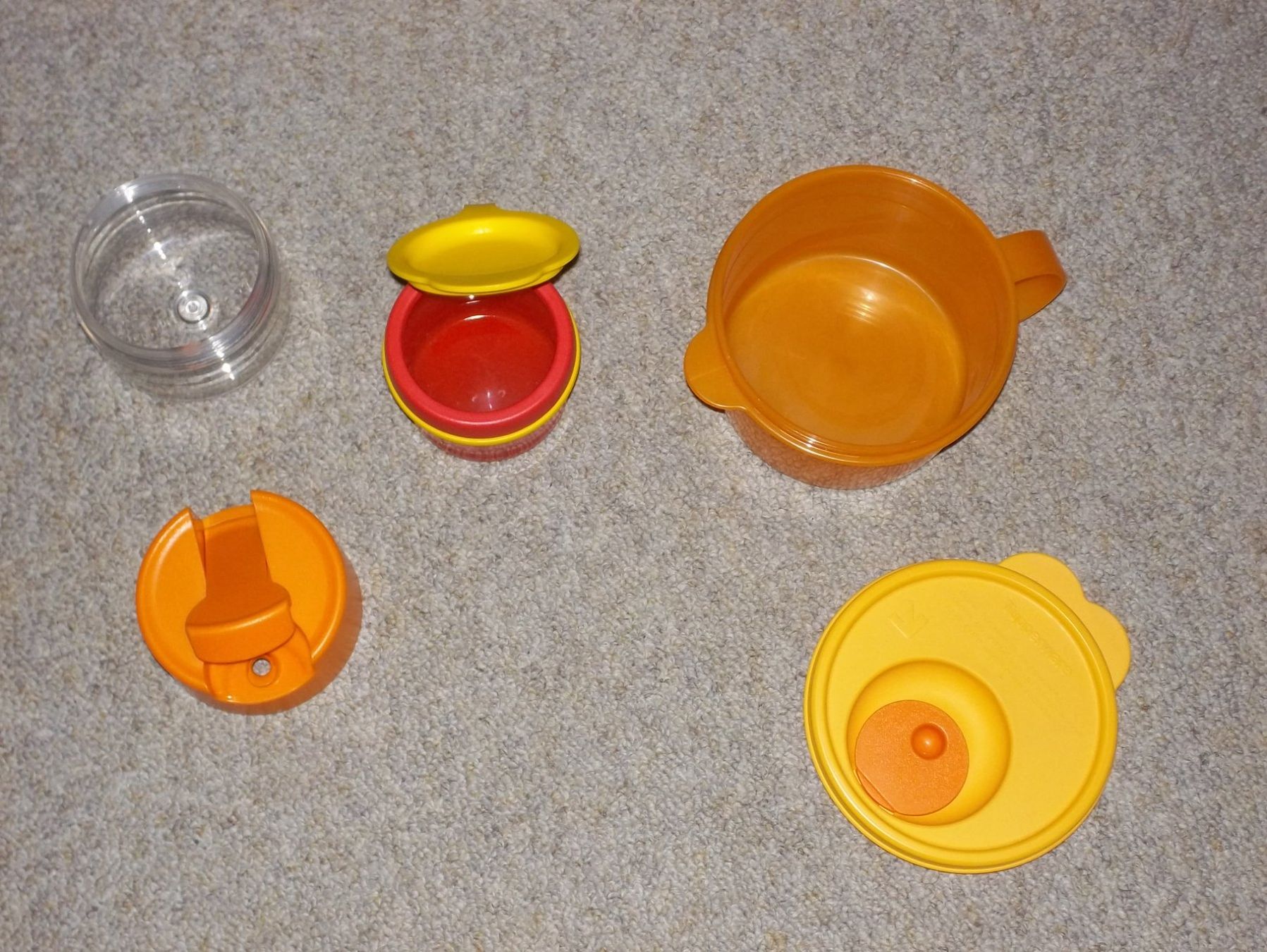 Tupperware Contenitori & Simili: Tupperware Set – Nuovo (secondo la descrizione) da Kaltbrunn venduto da Cindy99 3