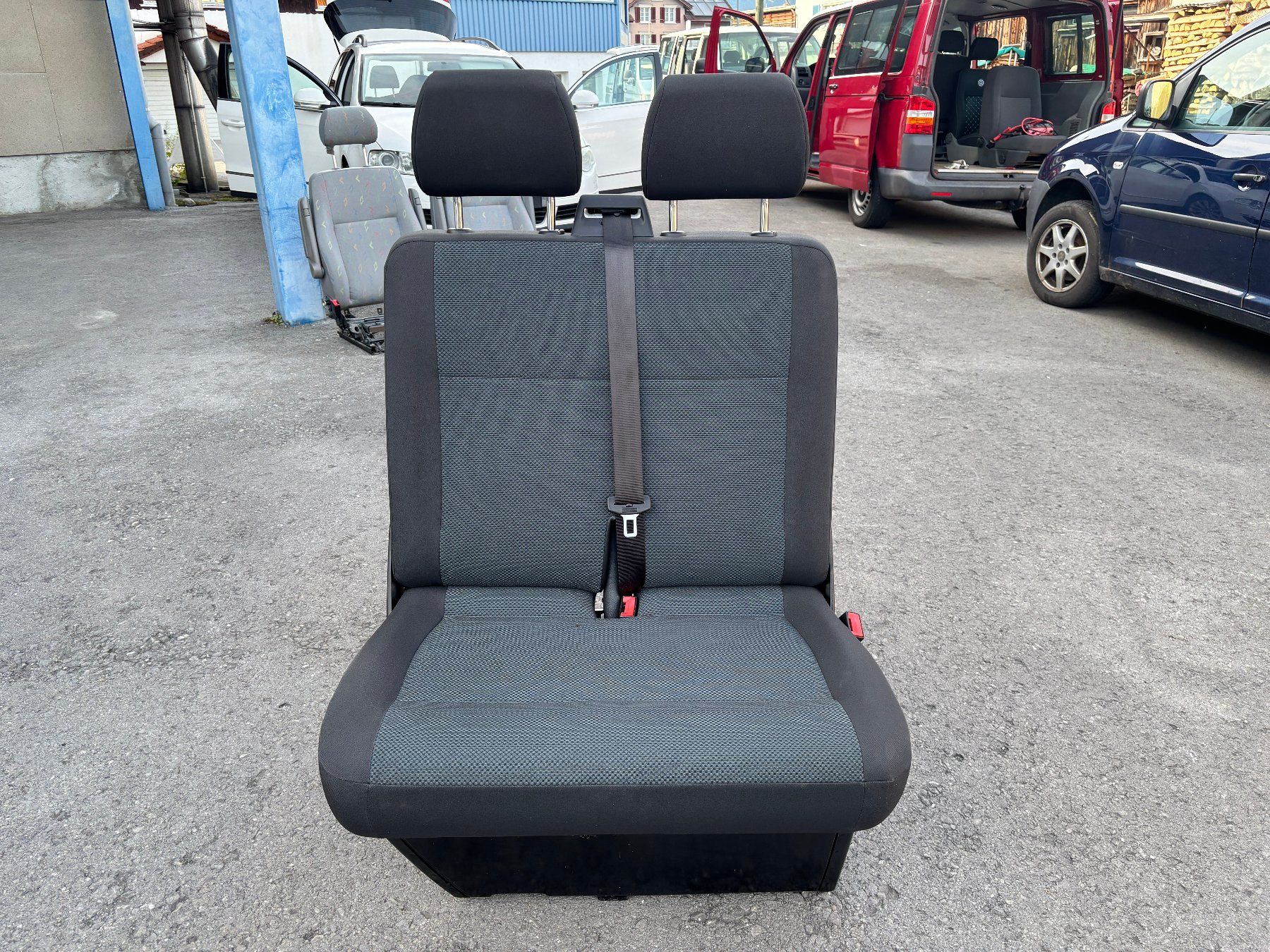 VW Toutes les pièces auto: VW T6 Beifahrersitz – D'occasion à Gams par mir_n5kk